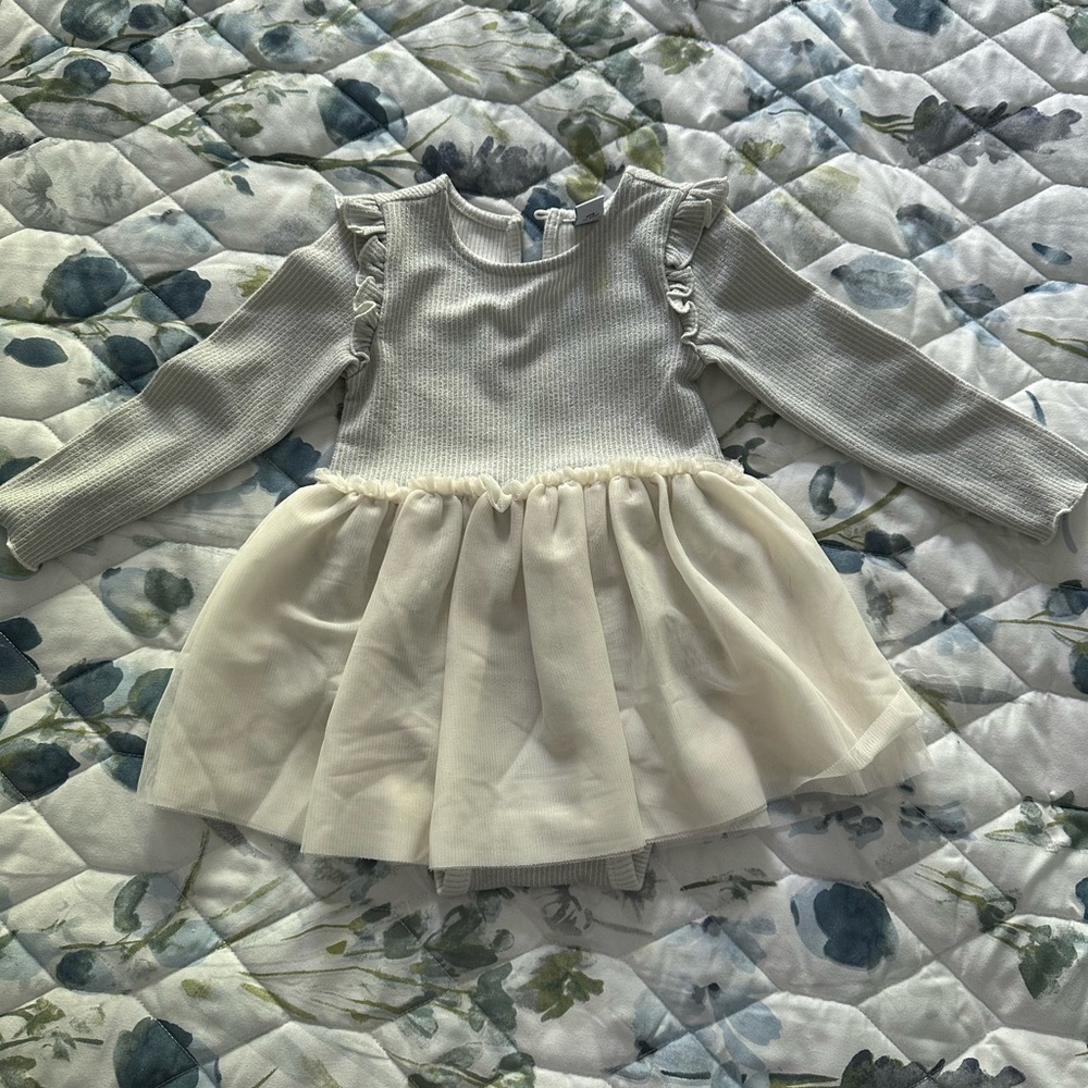 Old Navy Gray Baby Dress with Ruffle Sleeves